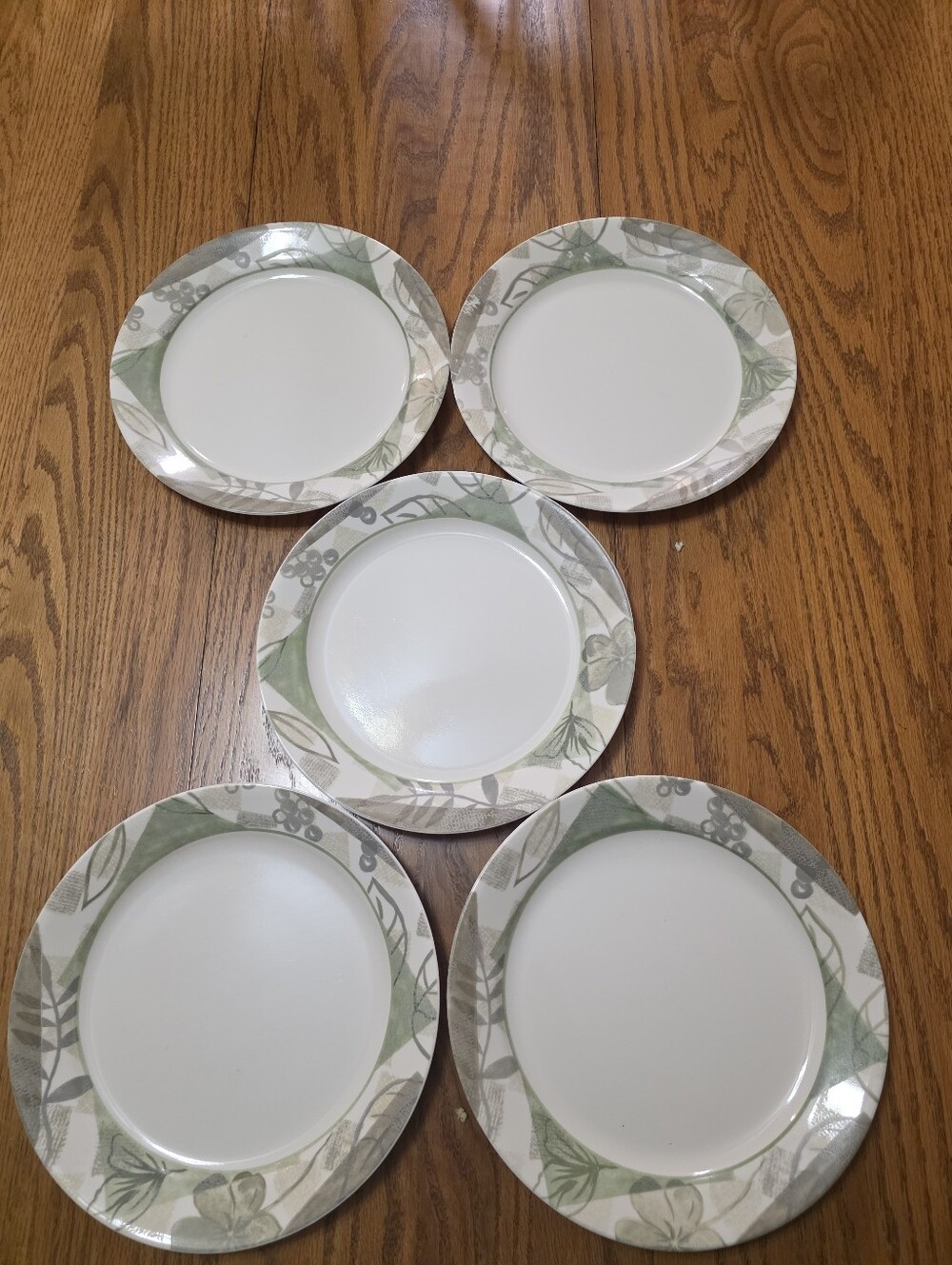 Vintage Corelle Dinner Plates "Textured Leaves" 5 Large Plates